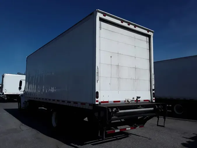 2018 FREIGHTLINER/MERCEDES M2 106