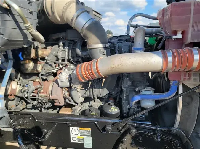 2021 KENWORTH T68012e79bce3157d8a0eb6fae713861bff3