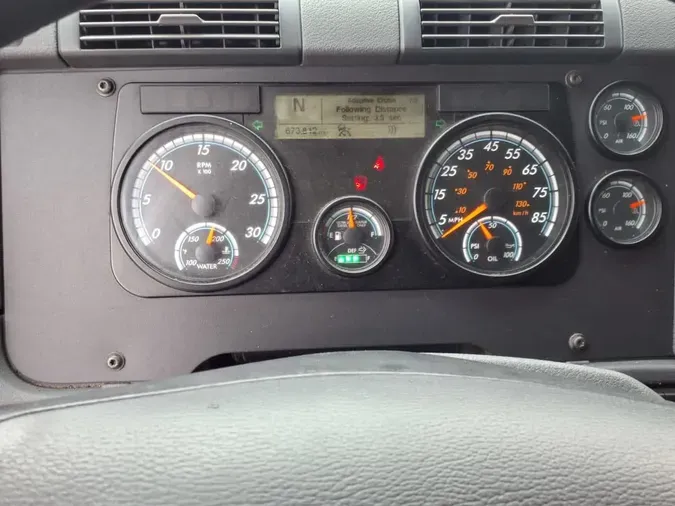 2020 FREIGHTLINER/MERCEDES CASCADIA 125