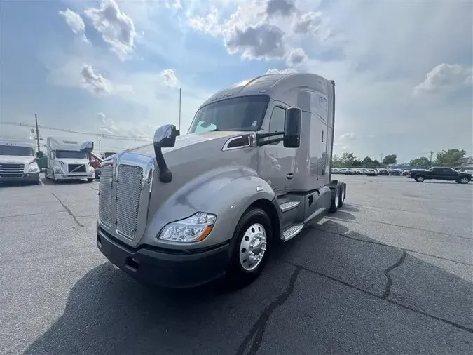 2019 KENWORTH T680