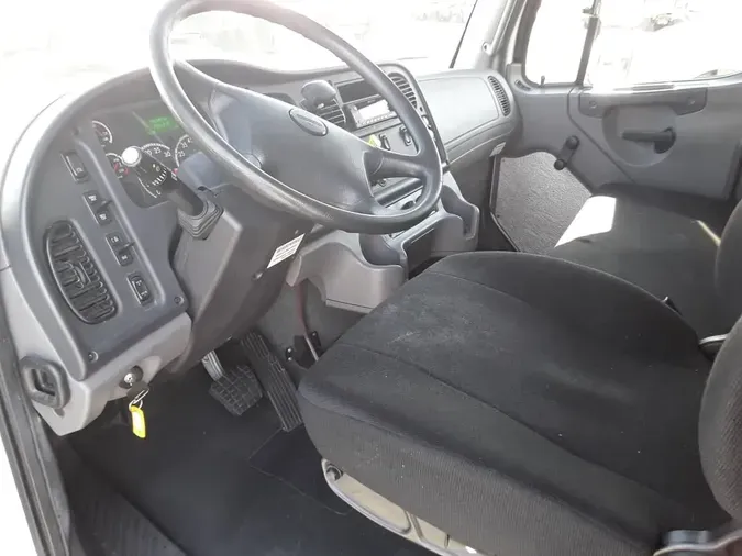 2018 FREIGHTLINER/MERCEDES M2 106
