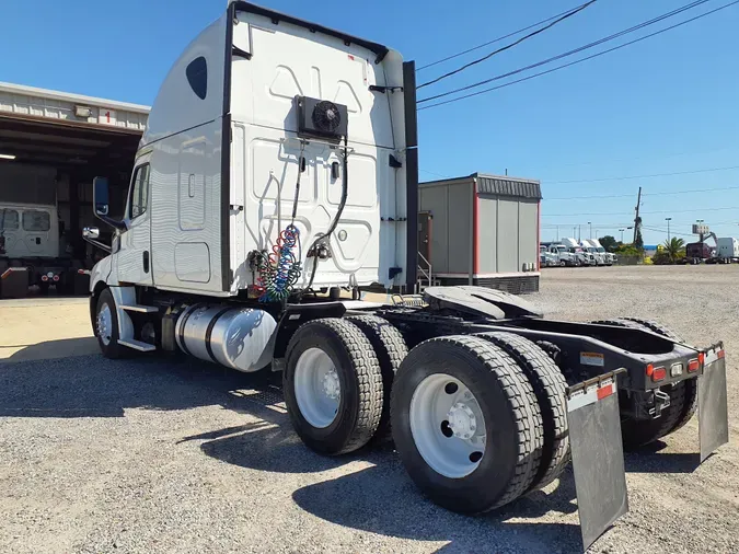 2018 FREIGHTLINER/MERCEDES PT126064ST