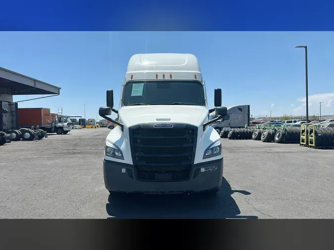2022 Freightliner Cascadia 126