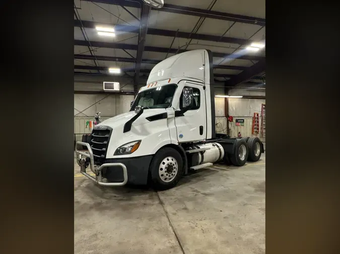 2023 FREIGHTLINER/MERCEDES CASCADIA PX11664ST12fcf8836c4ccb7683a74217c98f5911