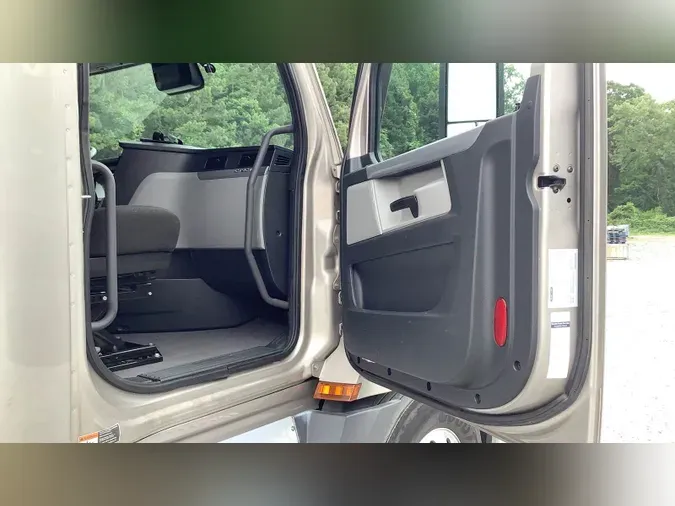 2021 Freightliner Cascadia