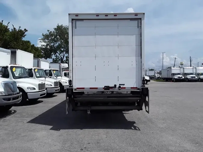 2019 FREIGHTLINER/MERCEDES M2 106