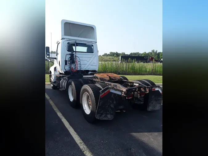 2019 NAVISTAR INTERNATIONAL LT625 DAYCAB T/A