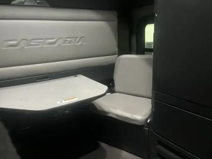 2019 Freightliner New Cascadia 126130ae5e0d05190792c8604c70d77c53c