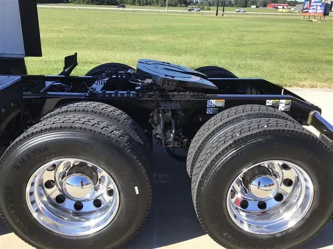 2019 PETERBILT 579