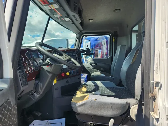 2018 MACK CXU613