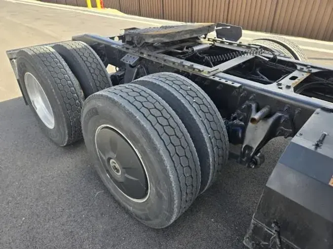 2022 International LT625