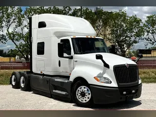 2021 INT LT625 6x4