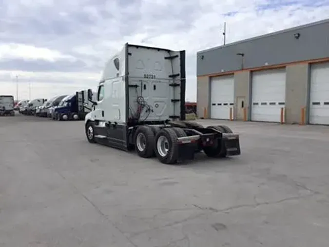 2022 Freightliner Cascadia