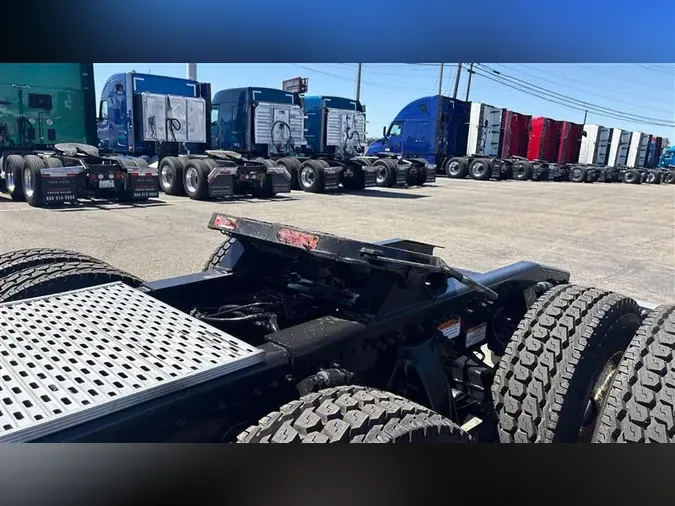 2021 FREIGHTLINER CA126