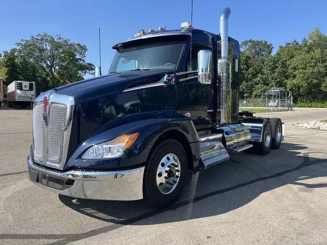 2025 Kenworth T680