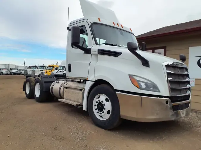 2019 FREIGHTLINER/MERCEDES NEW CASCADIA PX12664