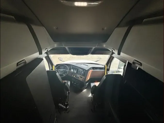 2022 Freightliner PT126SLP