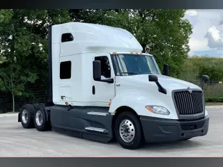 2022 INT LT625 6x4