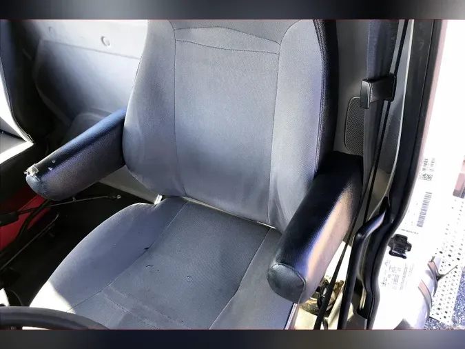 2019 INT LT625 6x413290ad3634eb33b0554c6e53933836f