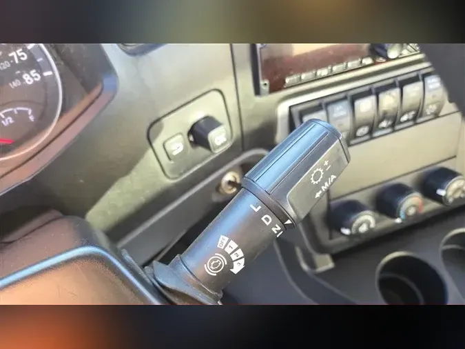 2020 INTERNATIONAL RH613