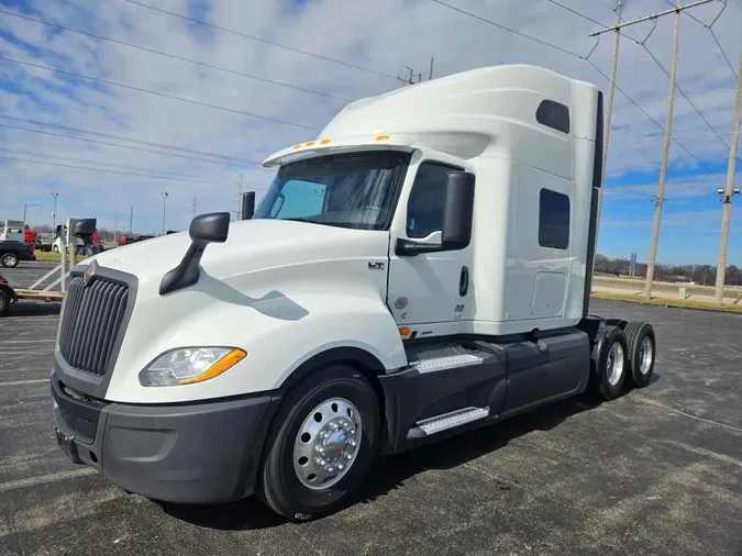 2022 International LT625132c02a4b6000c859b92a67c3c8a3e4a