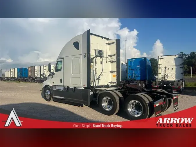 2020 FREIGHTLINER CA126