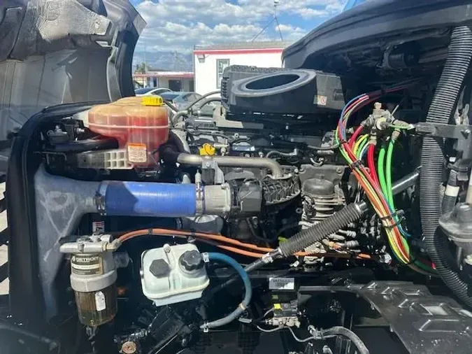 2021 Freightliner Cascadia1330433d07ca9ae1b0f31a4f83815bf7
