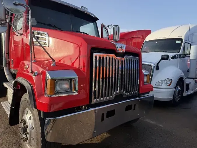 2016 WESTERN STAR 4700