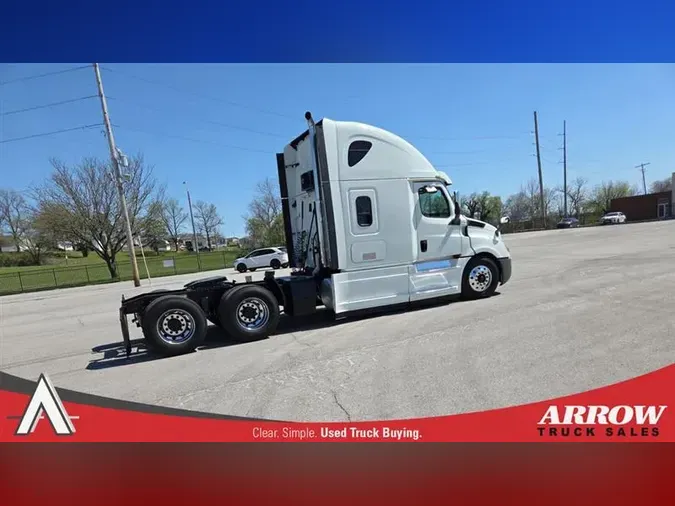 2019 FREIGHTLINER CA126