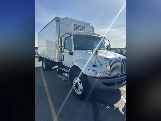 2020 NAVISTAR INTERNATIONAL MV607 (4X2)