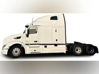 2022 Peterbilt 579