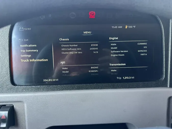 2022 Peterbilt 389