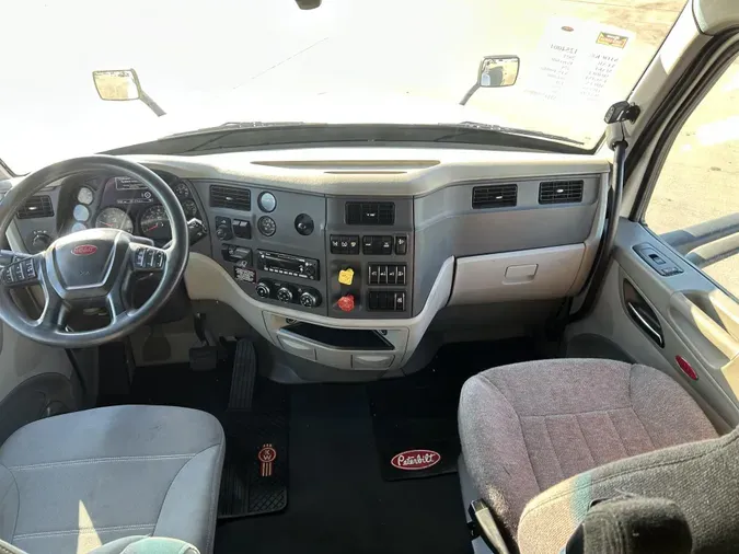 2021 Peterbilt 579