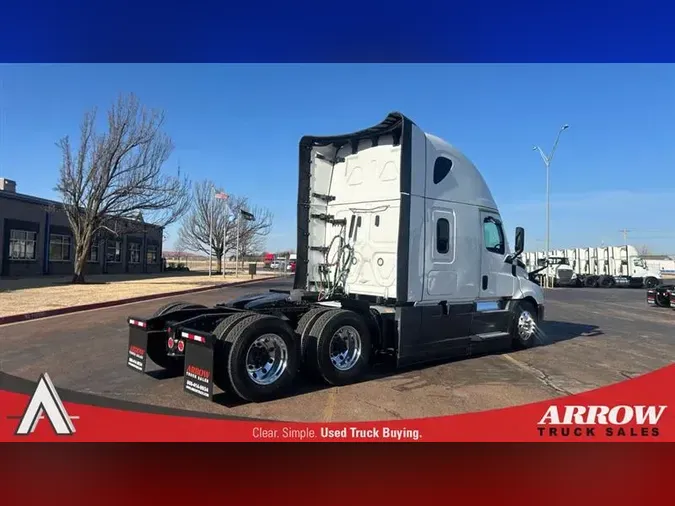 2022 FREIGHTLINER CA126