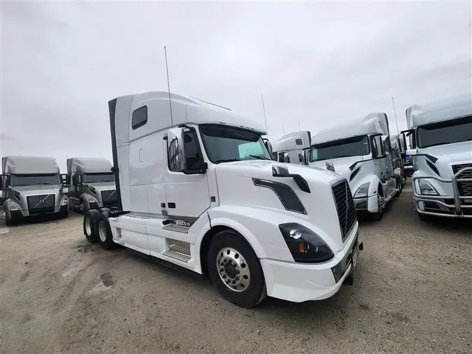 2018 VOLVO VNL670