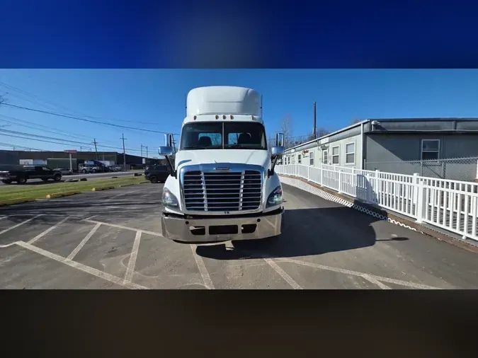 2019 FREIGHTLINER/MERCEDES CASCADIA 1131344b772361524d854a5793c2b245064