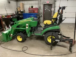 2018 John Deere 1025R