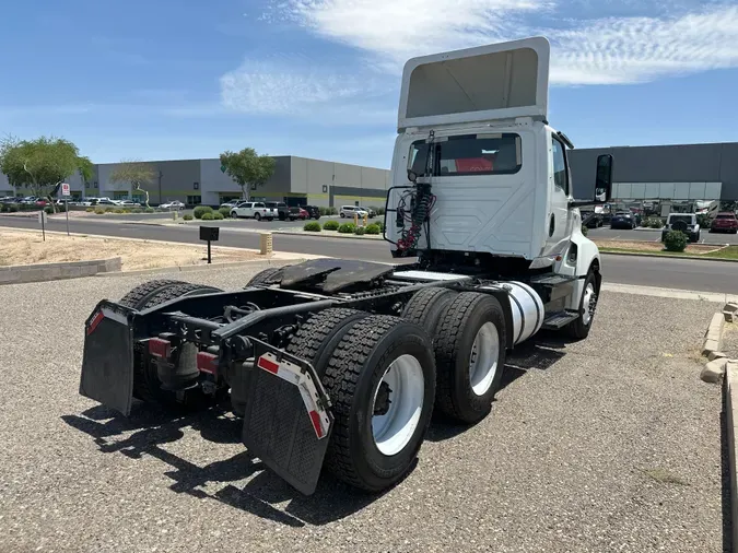 2018 NAVISTAR INTERNATIONAL LT625 DAYCAB T/A