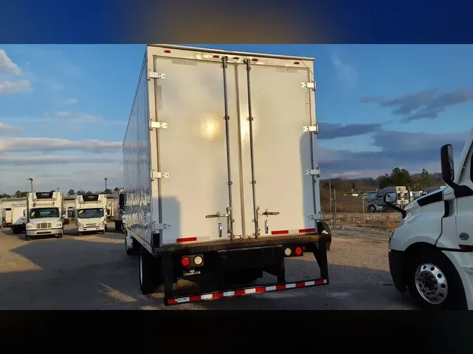 2016 FREIGHTLINER/MERCEDES M2 106