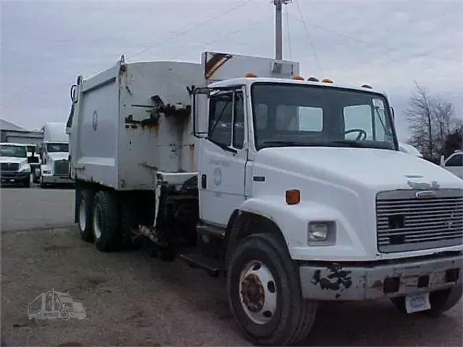 2002 FREIGHTLINER FL80