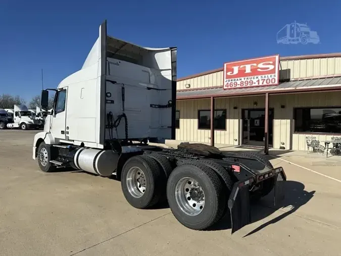 2016 VOLVO VNL64T630