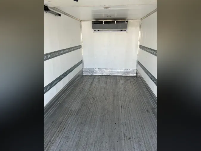 2017 ISUZU NQR1354613440e9cbcd3395b66bf903034c