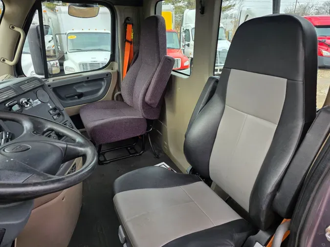 2018 FREIGHTLINER/MERCEDES CASCADIA 125