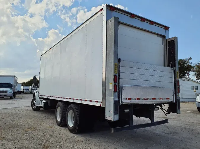 2018 FREIGHTLINER/MERCEDES M2 106