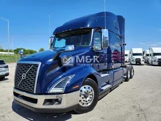 2021 VOLVO VNL64T860