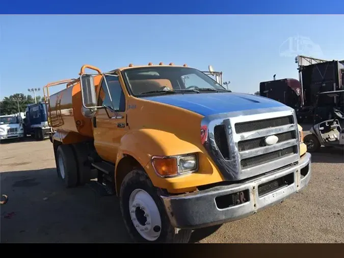 2008 FORD F750