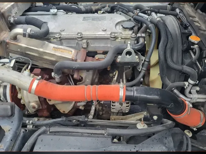 2018 ISUZU NPR HD135716a80f7f2527eade9defbeed38cd