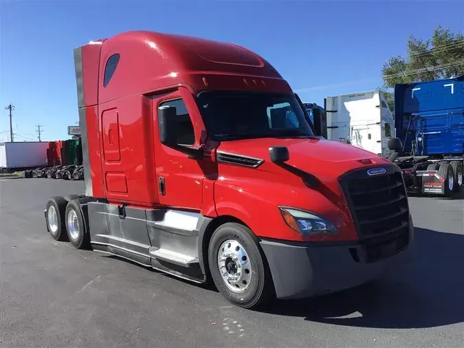 2020 FREIGHTLINER CA126