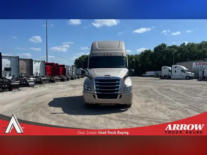 2021 FREIGHTLINER CA126