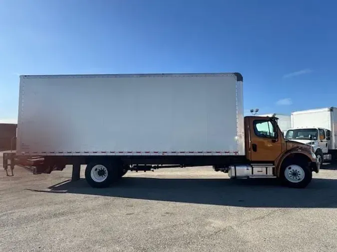 2021 Freightliner Business Class M2 106